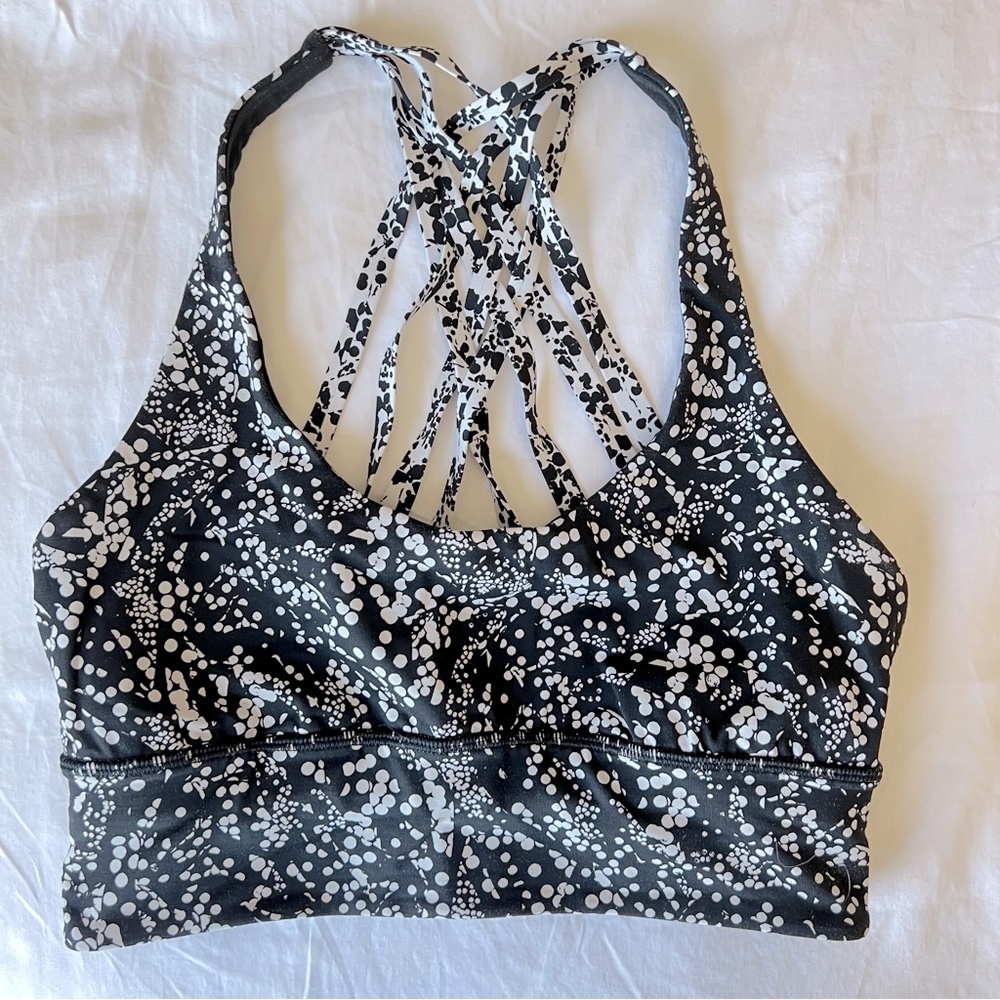 LULULEMON SPORTS BRA